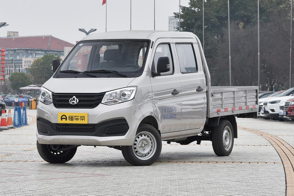 新豹t1多少钱一辆新豹t1新车多少钱实际价格高配低配